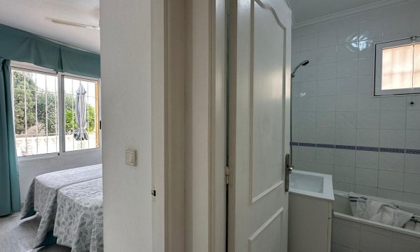 Reventa - Bungalow -
Orihuela Costa - Los Almendros-la Florida