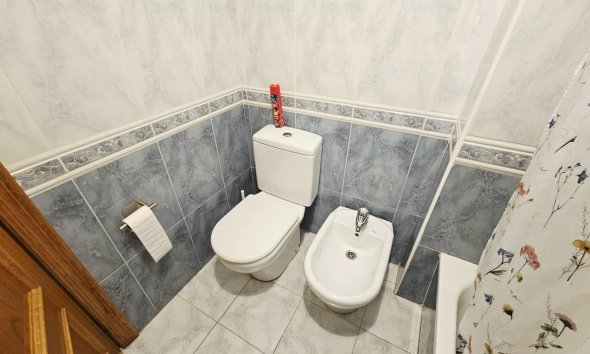 Resale - Apartment -
Torrevieja - Estacion De Autobuses