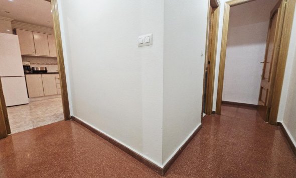 Resale - Apartment -
Torrevieja - Estacion De Autobuses