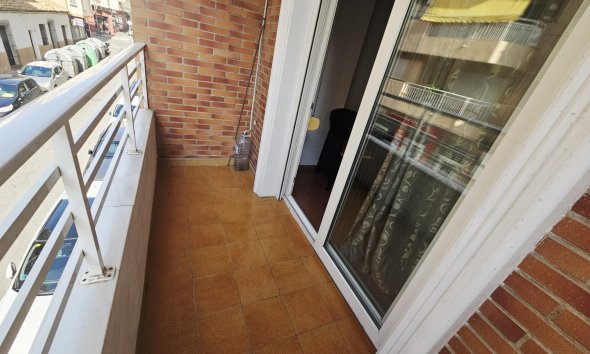 Resale - Apartment -
Torrevieja - Estacion De Autobuses