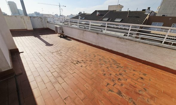 Resale - Apartment -
Torrevieja - Estacion De Autobuses