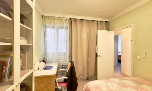 Reventa - Apartment -
Torrevieja - Centro