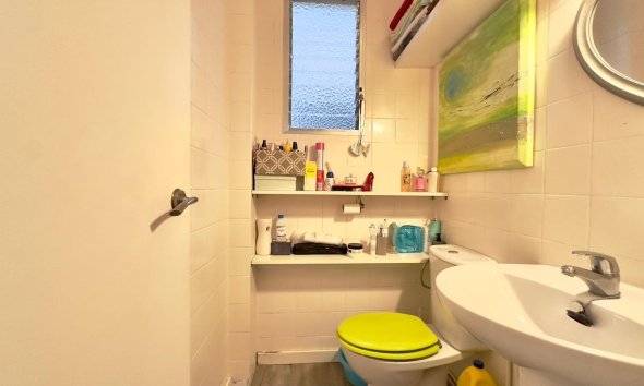 Reventa - Apartment -
Torrevieja - Centro