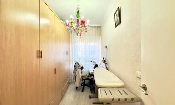 Reventa - Apartment -
Torrevieja - Centro