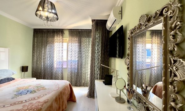 Reventa - Apartment -
Torrevieja - Centro