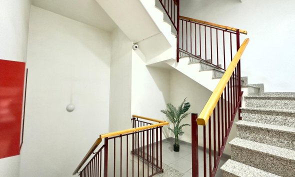 Reventa - Ático -
Torrevieja - Parque de las Naciones