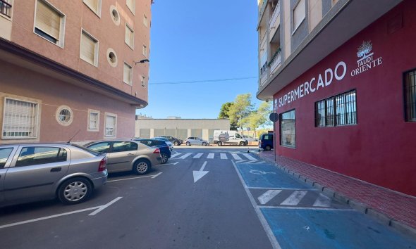 Reventa - Ático -
Torrevieja - Parque de las Naciones