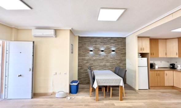 Revente - Bungalow -
Torrevieja - Torreblanca