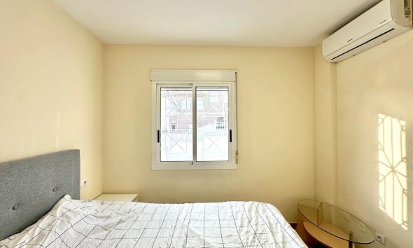 Revente - Bungalow -
Torrevieja - Torreblanca