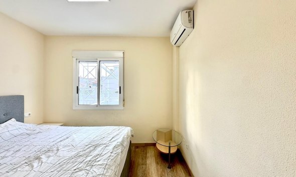 Revente - Bungalow -
Torrevieja - Torreblanca