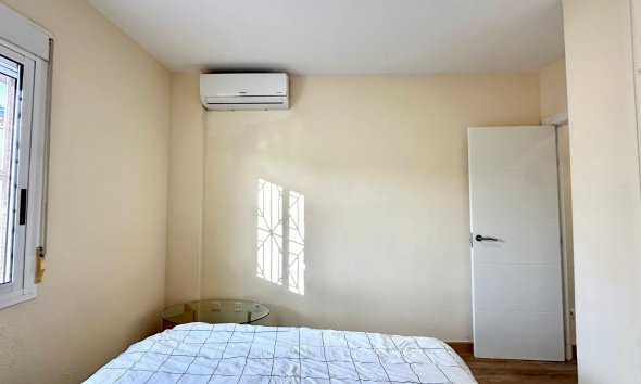 Revente - Bungalow -
Torrevieja - Torreblanca