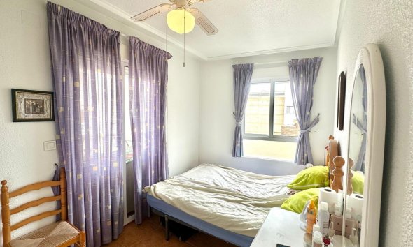 Revente - Apartment -
Torrevieja