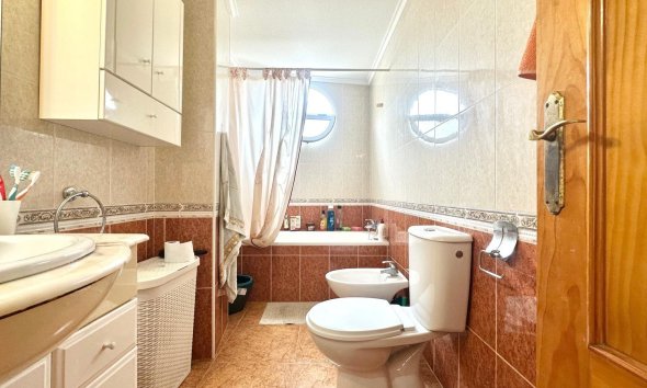 Revente - Apartment -
Torrevieja