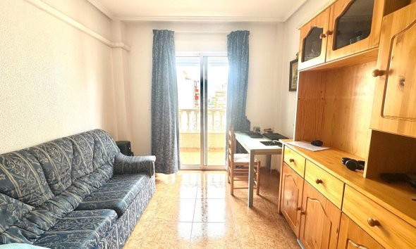 Revente - Apartment -
Torrevieja