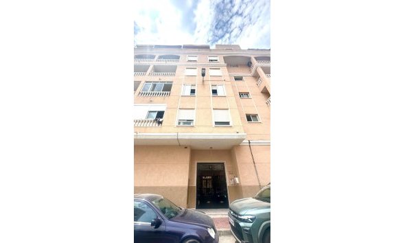 Revente - Apartment -
Torrevieja