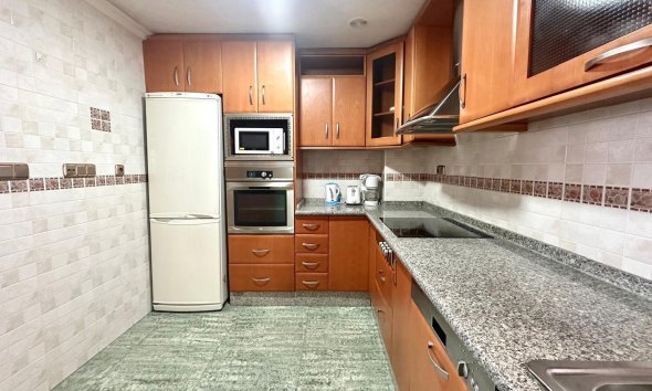 Reventa - Ático -
Torrevieja