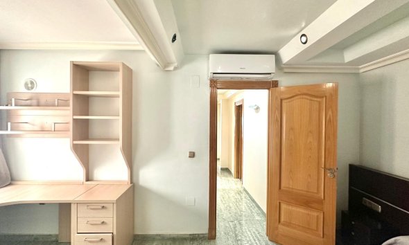 Reventa - Ático -
Torrevieja