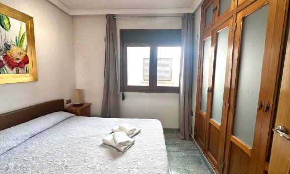 Reventa - Ático -
Torrevieja