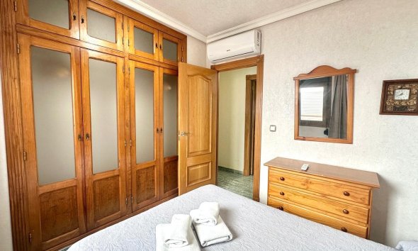 Reventa - Ático -
Torrevieja