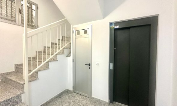 Resale - Apartment -
Torrevieja - La Mata