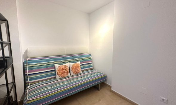 Resale - Apartment -
Torrevieja - La Mata