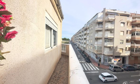 Reventa - Ático -
Torrevieja - Estacion De Autobuses