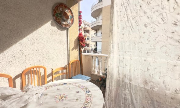 Reventa - Ático -
Torrevieja - Estacion De Autobuses