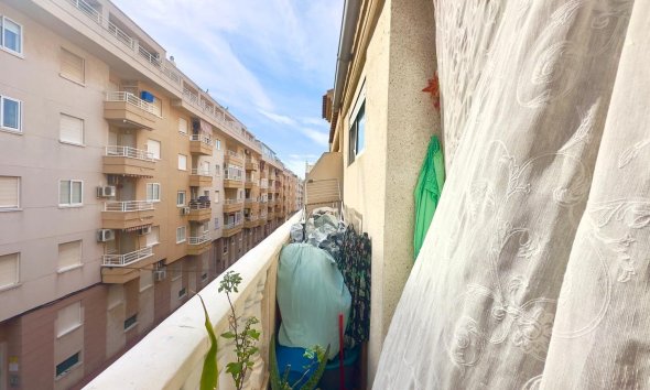 Reventa - Ático -
Torrevieja - Estacion De Autobuses