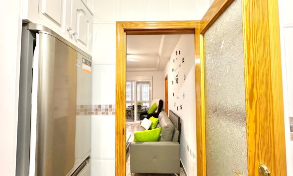 Revente - Apartment -
Torrevieja - Centro