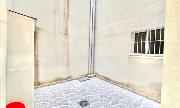 Revente - Apartment -
Torrevieja - Centro