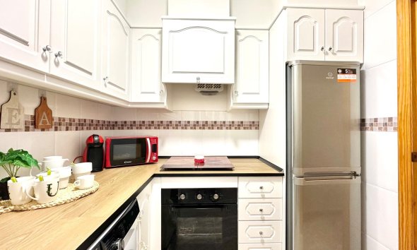 Revente - Apartment -
Torrevieja - Centro