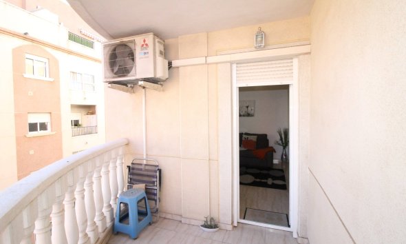 Resale - Apartment -
Torrevieja - Centro