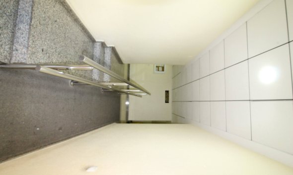 Resale - Apartment -
Torrevieja - Centro