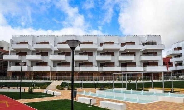 Resale - Apartment -
Orihuela Costa - Lomas de Cabo Roig