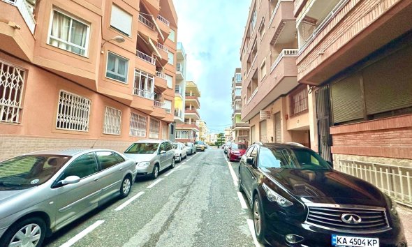 Resale - Penthouse -
Torrevieja - Centro