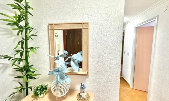 Resale - Penthouse -
Torrevieja - Centro