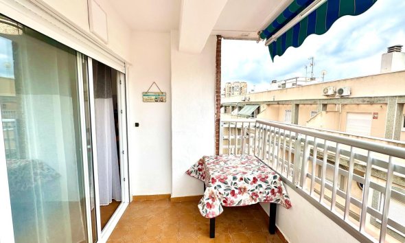 Resale - Penthouse -
Torrevieja - Centro