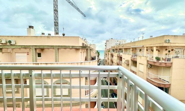 Resale - Penthouse -
Torrevieja - Centro