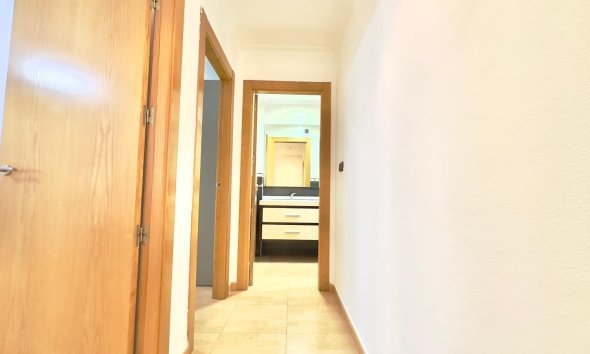 Resale - Apartment -
Torrevieja - Centro