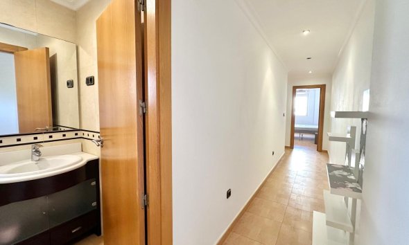 Resale - Apartment -
Torrevieja - Centro