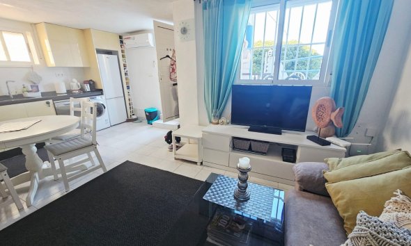 Reventa - Duplex -
Torrevieja - Cabo Cervera