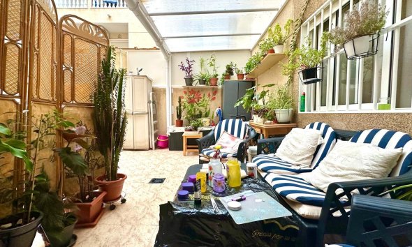 Revente - Apartment -
Torrevieja - Centro