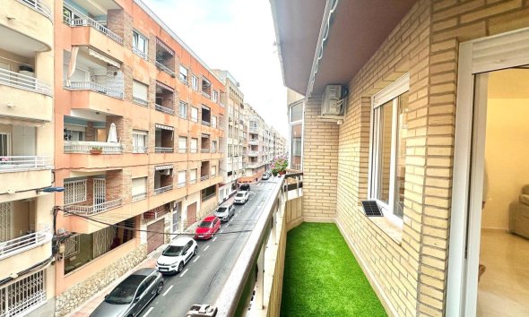 Resale - Apartment -
Torrevieja - Playa del Cura