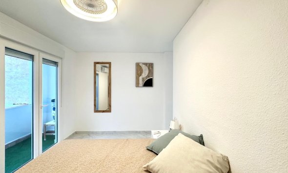 Resale - Apartment -
Torrevieja - Playa del Cura