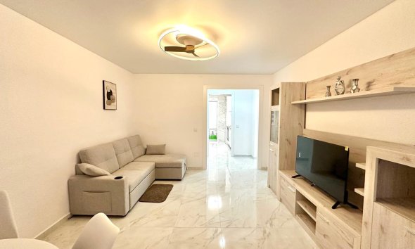 Resale - Apartment -
Torrevieja - Playa del Cura