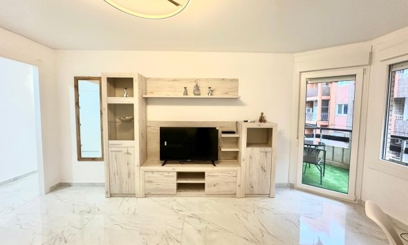 Resale - Apartment -
Torrevieja - Playa del Cura