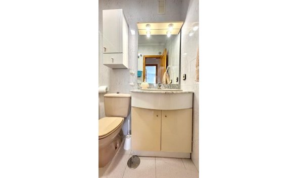 Reventa - Ático -
Torrevieja - Acequion