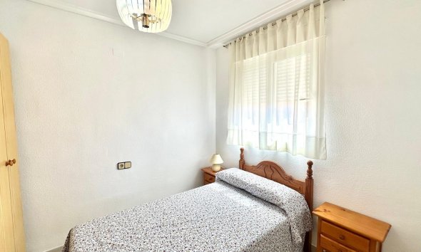 Reventa - Ático -
Torrevieja - Acequion