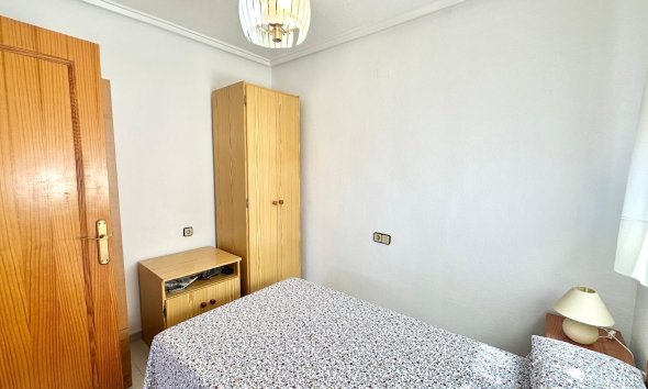 Reventa - Ático -
Torrevieja - Acequion