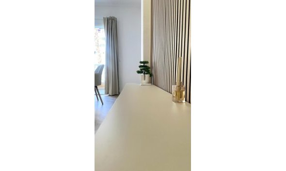 Revente - Apartment -
Torrevieja - Centro